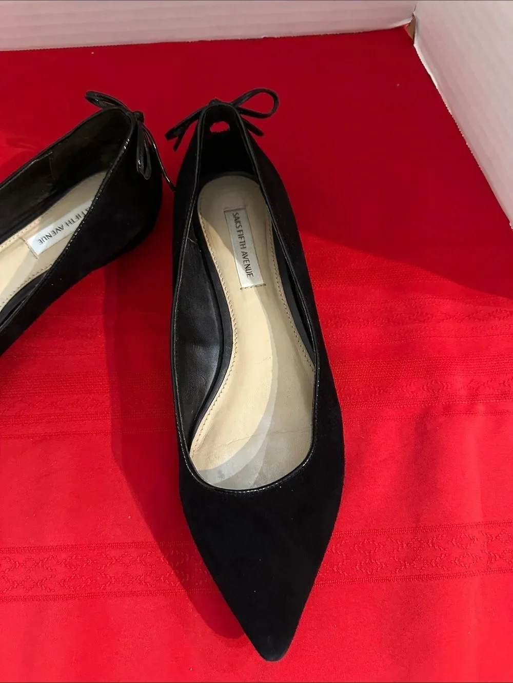 Saks 5th Avenue Black Pointed Toe Flats w/ Back Bow Tie - Size 8